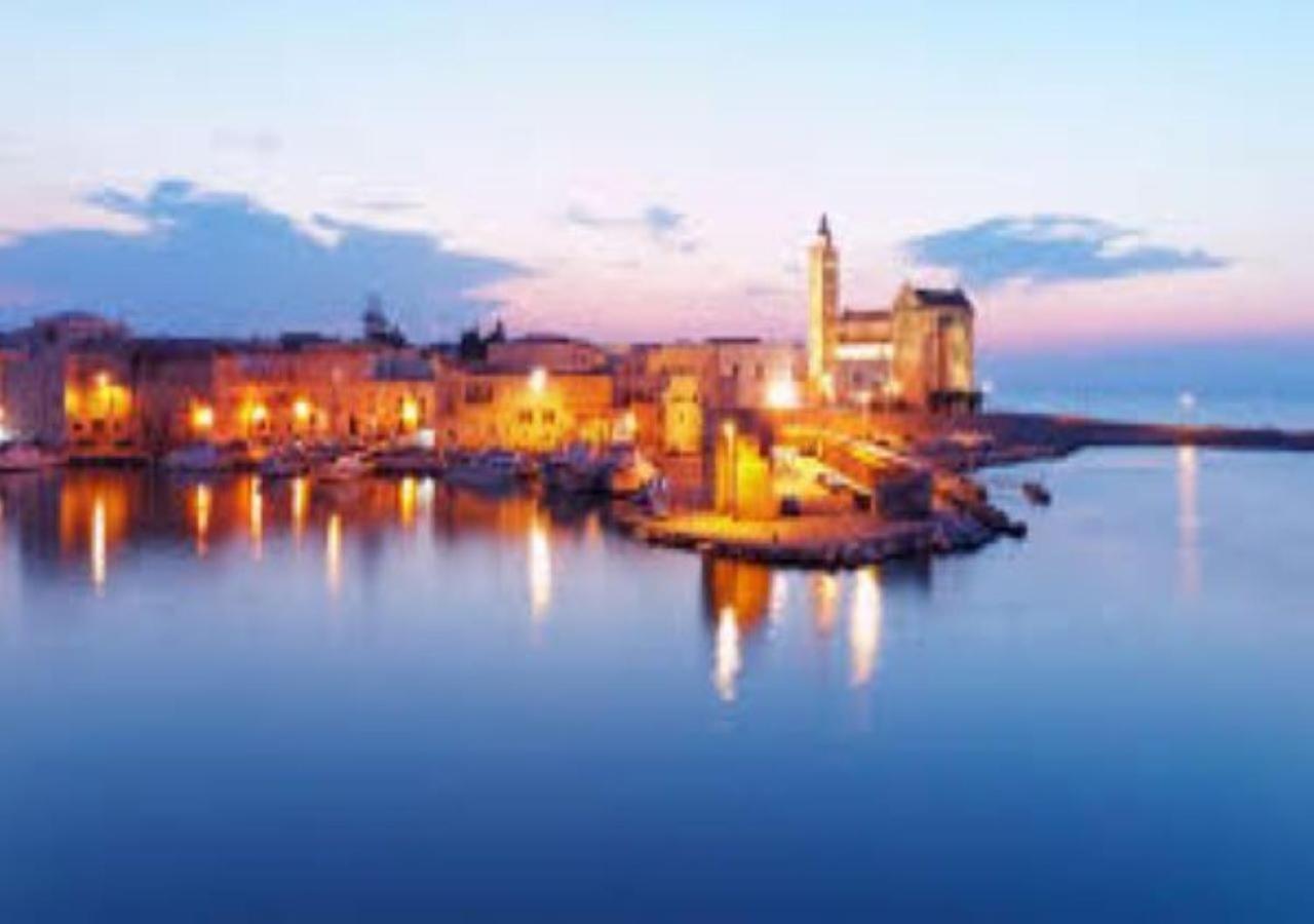 Casa Vacanza -Trani Centro Exterior photo